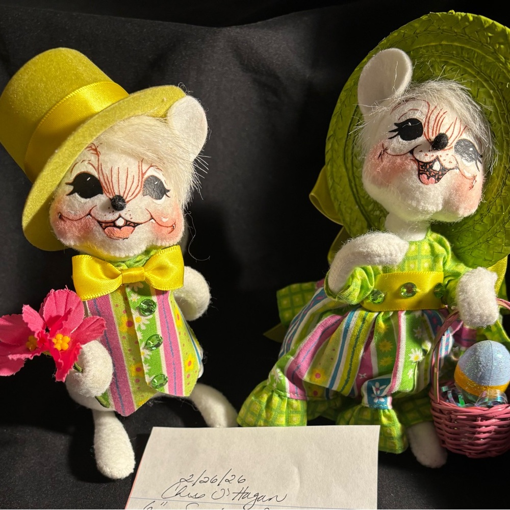 Set of 2 Annalee Easter Mice.  6 inch Sunday Best Boy and Girl
